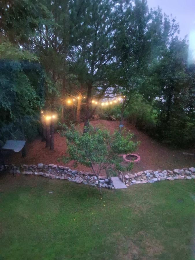 Captivating Home Near Downtown Atl Conley 外观 照片